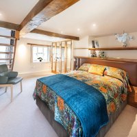 www.holidayletscotswolds.co